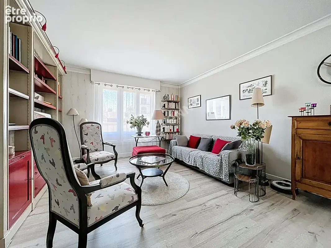 Nantes rond point de vannes appartement t5 92m² / 3 chambres / ascenseur / - photo 2