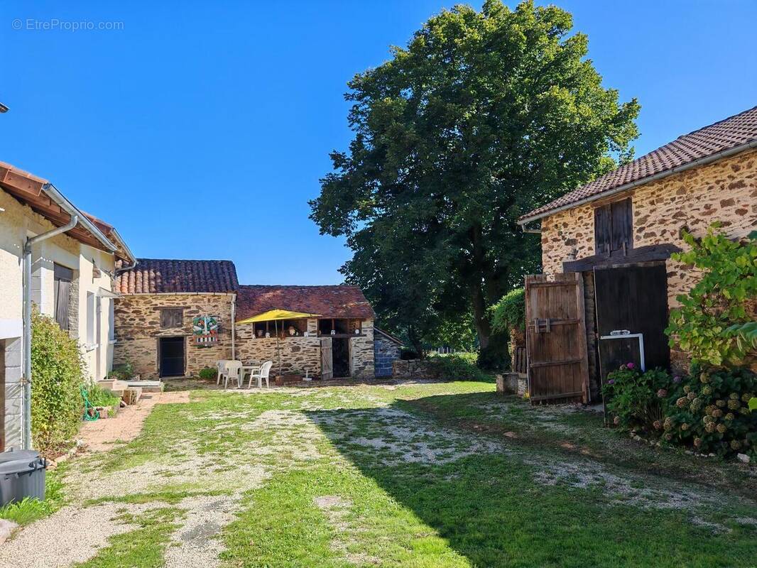 IMG20250918155056 - Maison à THIVIERS