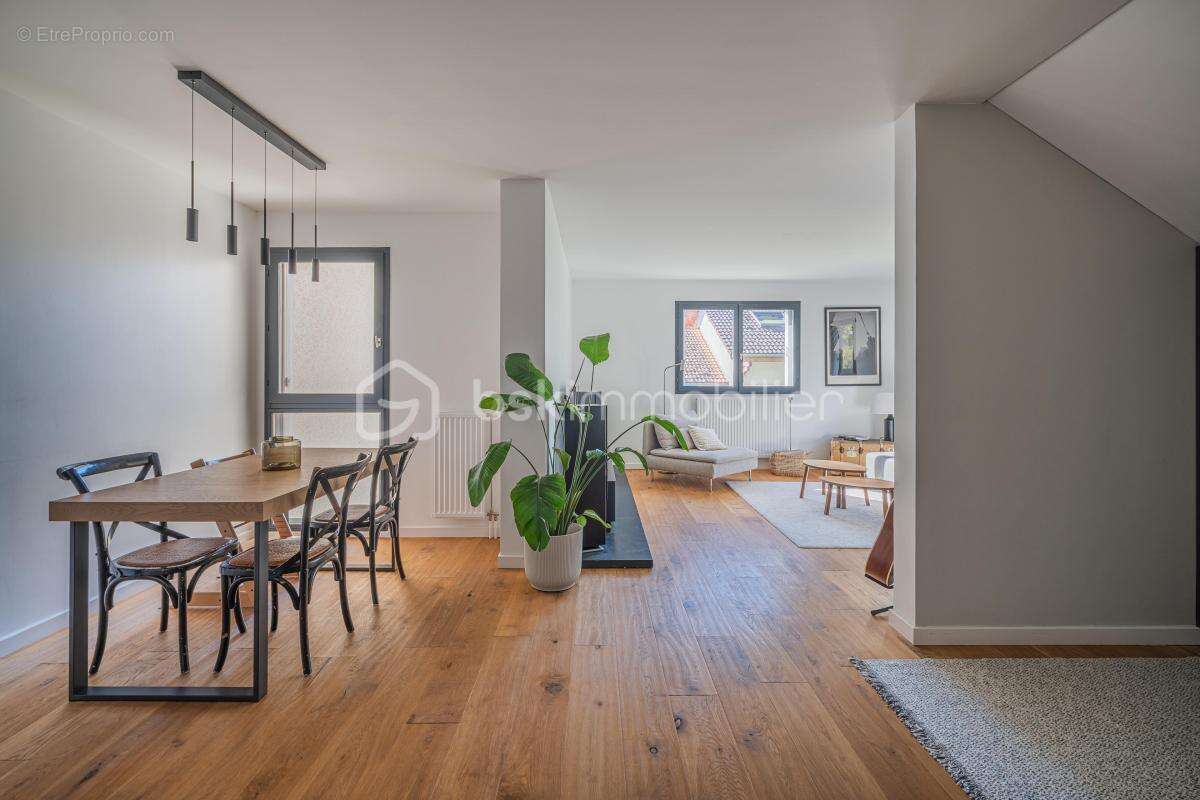 Appartement à CLAIX