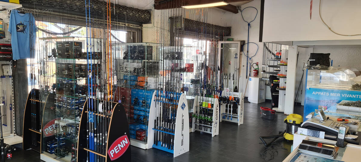 Commerce à FOS-SUR-MER