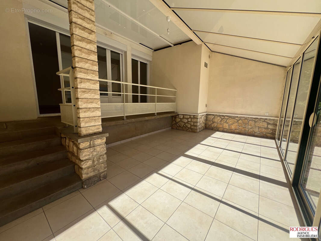 Maison 101 m² à Poitiers  - photo 6