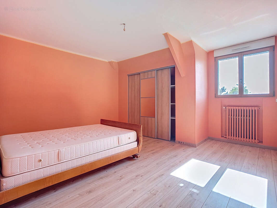 Maison à VILLERS-BOCAGE