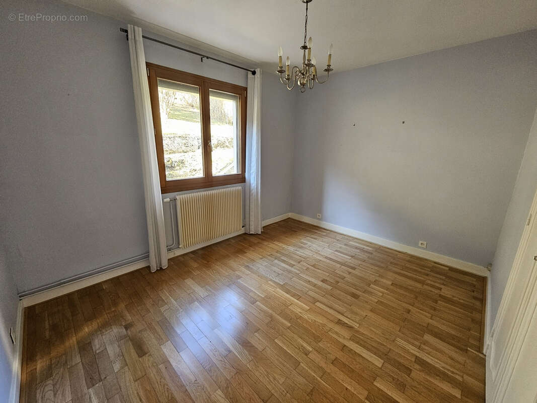 Maison à SAINT-CLAUDE