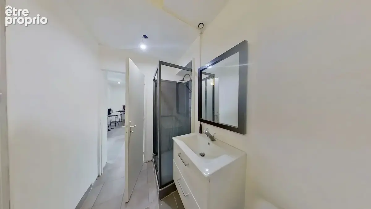 Appartement T2 de 44 m² Coeur de Montchat, - photo 9