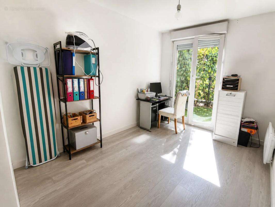 Appartement de 4 pièces de 84 m² à Beaumont-sur-Oise - photo 8