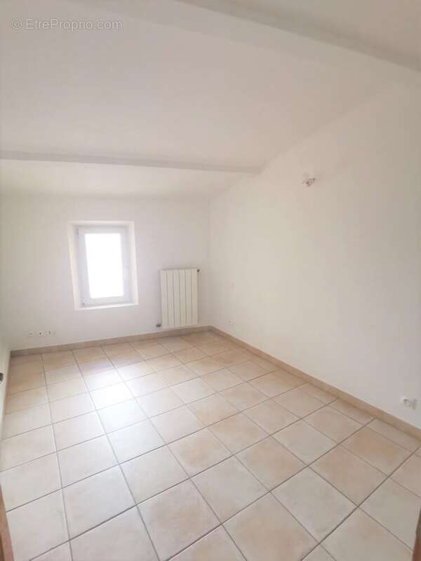 Appartement à PEYMEINADE