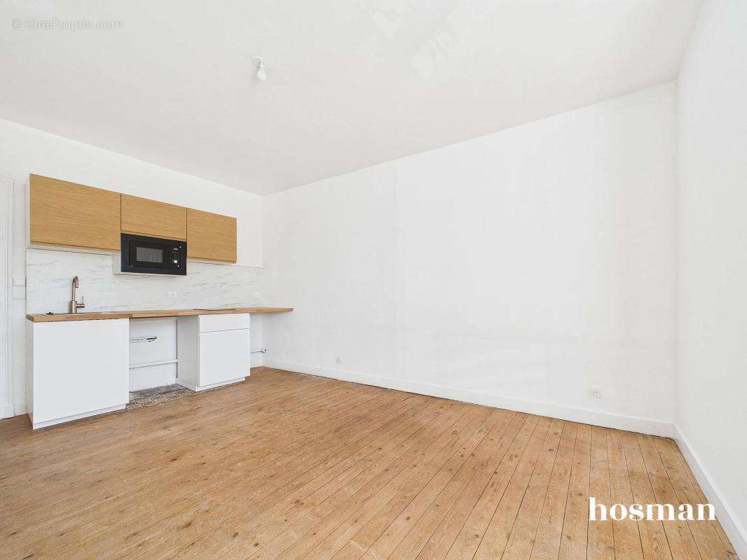 Bel appartement 2 pièces de 32,10 m2 - lumineux et traversant - Entièrement rénové en 2025 - Quartier Gare Nord - Jardin des pla - photo 8