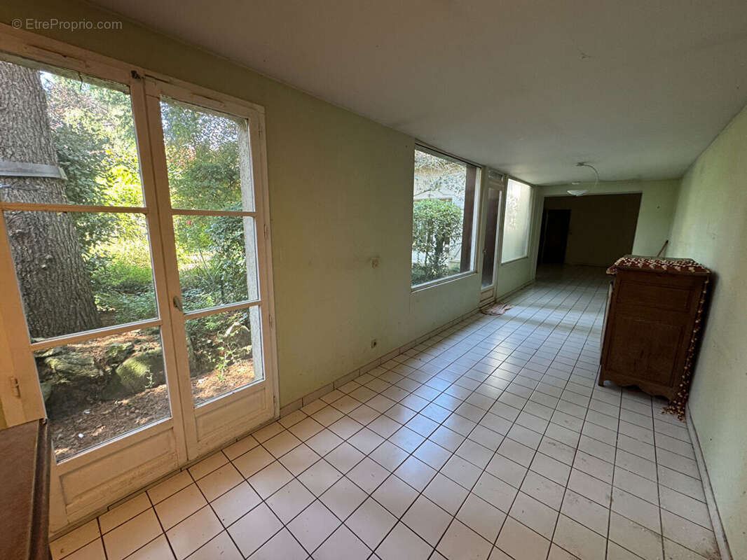 Maison à MAREIL-LE-GUYON