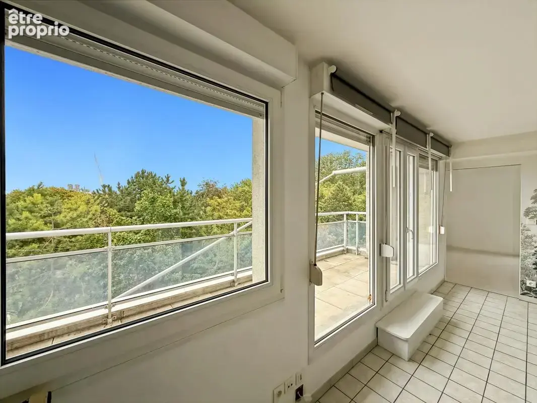 Appartement À Vendre T4 de 73 m2 avec Balcon et BOX à REIMS - photo 11