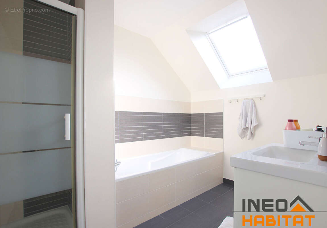 Maison à SAINT-ARMEL