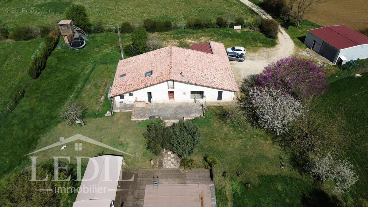 Maison à SIRAC