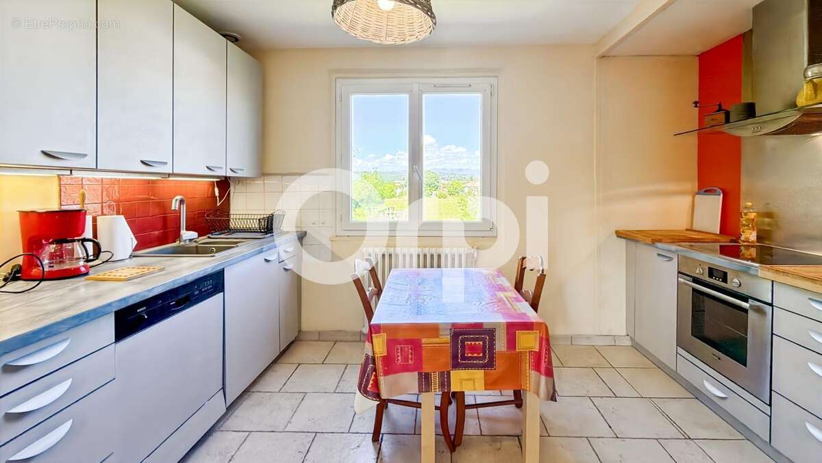 Maison à RUOMS