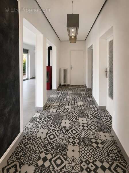 Maison de 5 pièces principales - photo 4