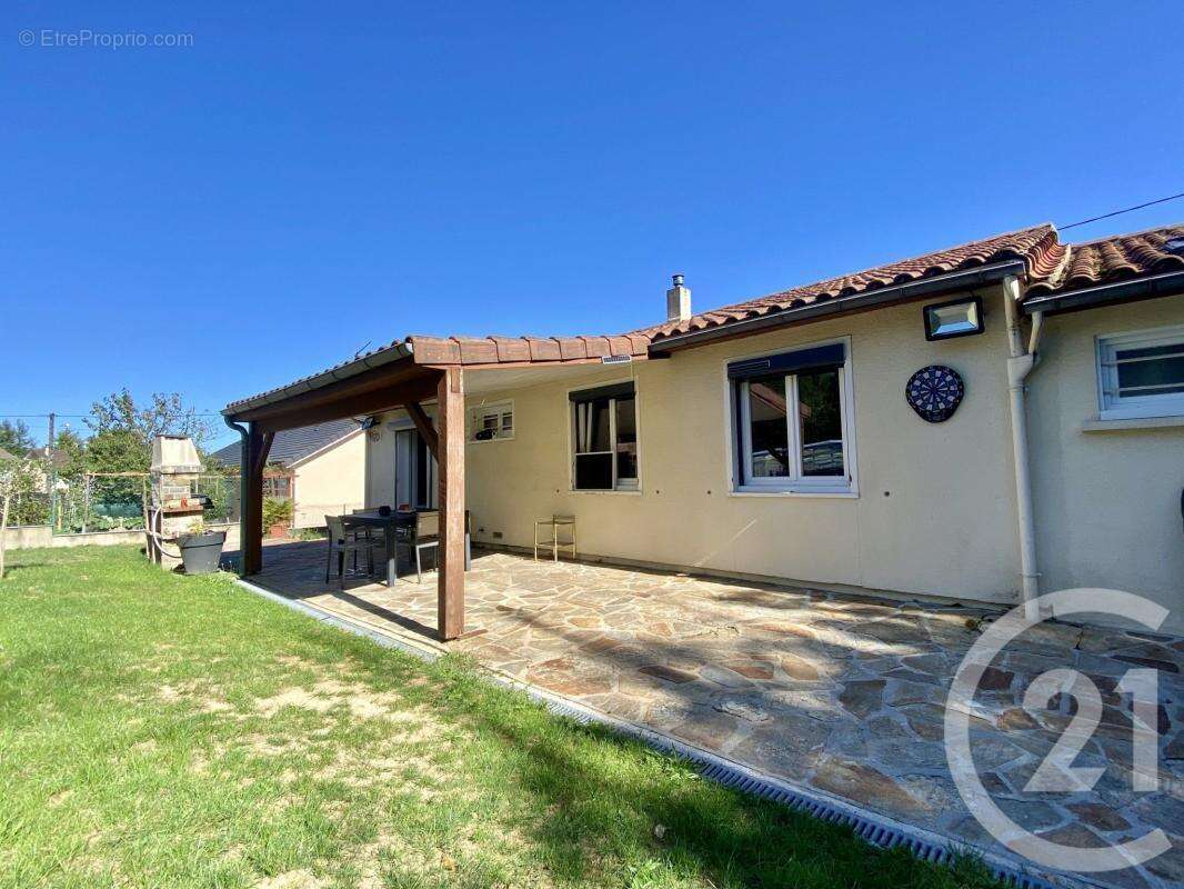 Maison à RILHAC-RANCON