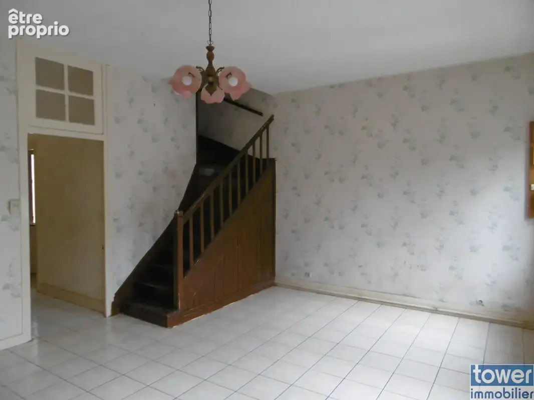 Idéal investisseur / projet   maison de ville 90 m2 avec cave voûtée, garage et terrain à ham (80400) - photo 2