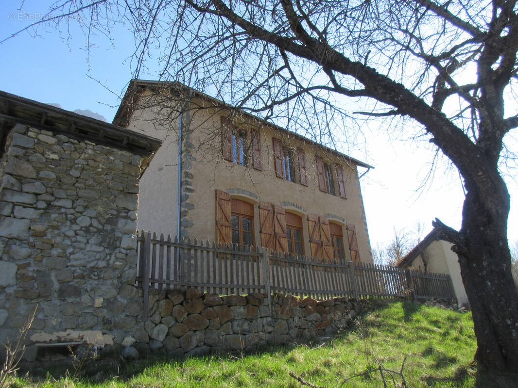 Maison à CREVOUX