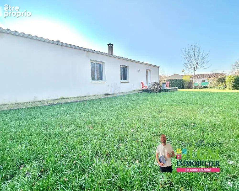 NESMY – Maison familiale lumineuse avec grand jardin et double garage - photo 10