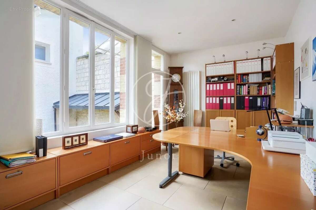 Maison à MAISONS-LAFFITTE