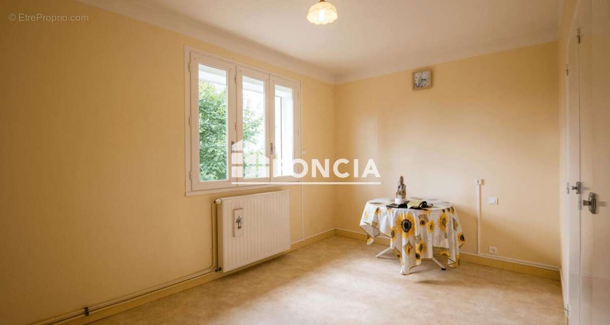 Maison à VILLEFRANCHE-DE-ROUERGUE