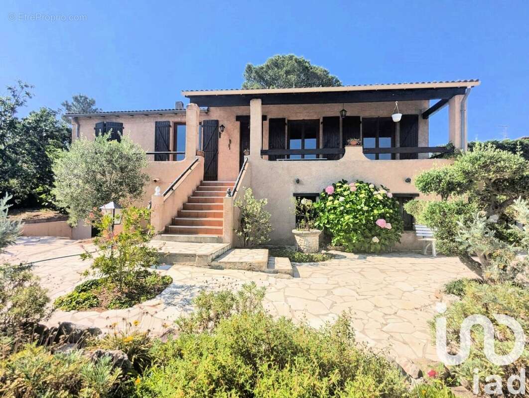 Photo 7 - Maison à FREJUS