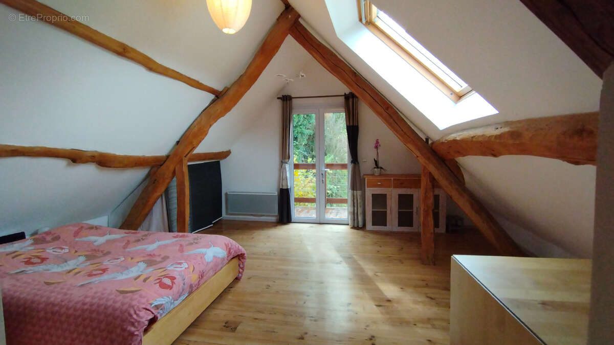 Maison à LA MOTTE-SAINT-MARTIN