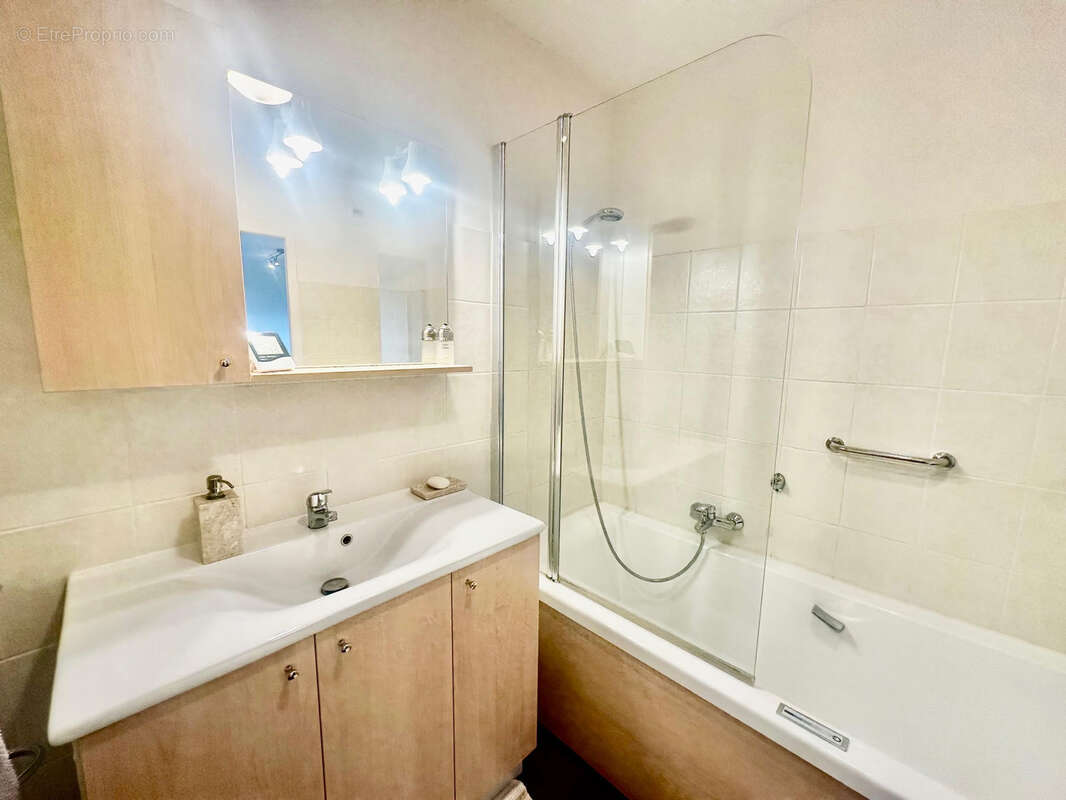 Appartement à EVIAN-LES-BAINS