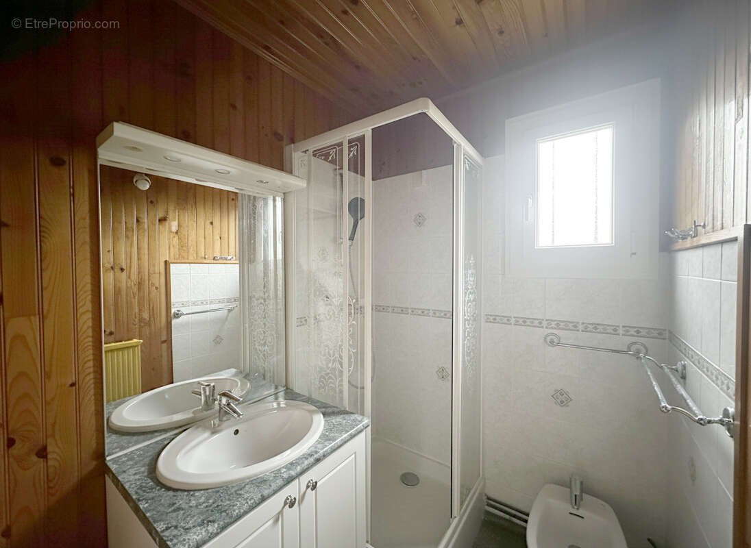 Maison à BORNEL