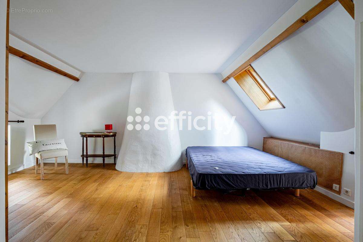 Maison à SAINT-LYPHARD