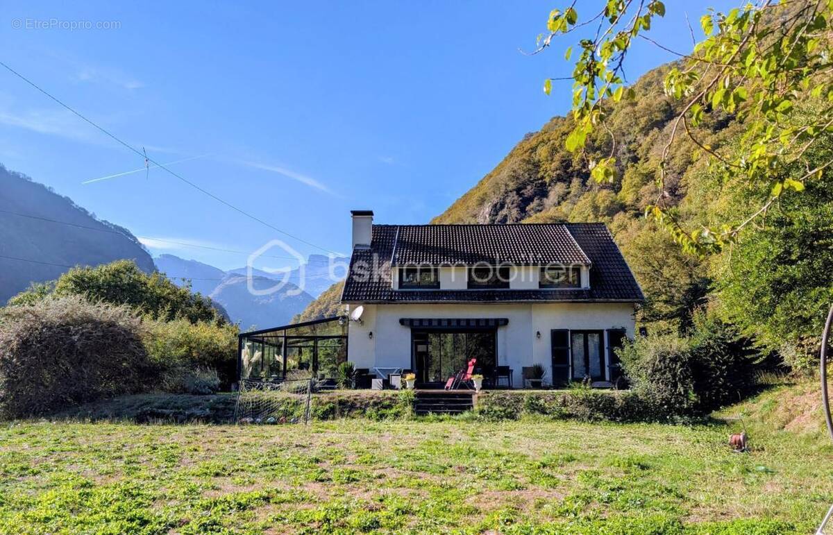 Maison à CETTE-EYGUN