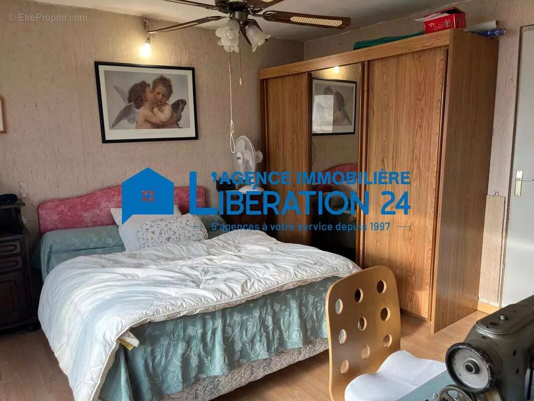 Maison à CHATEAUNEUF