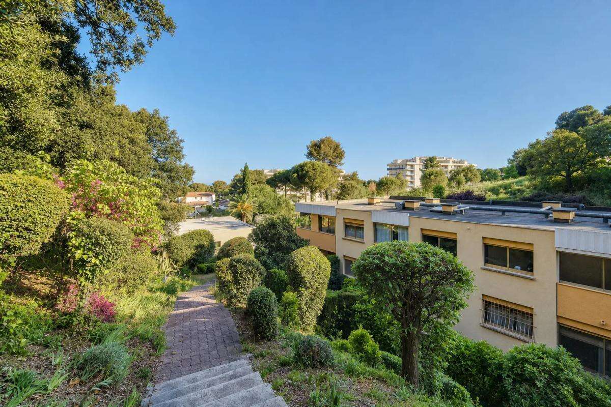Appartement F4 à vendre 3 pièces - 117,16 m2 - photo 16