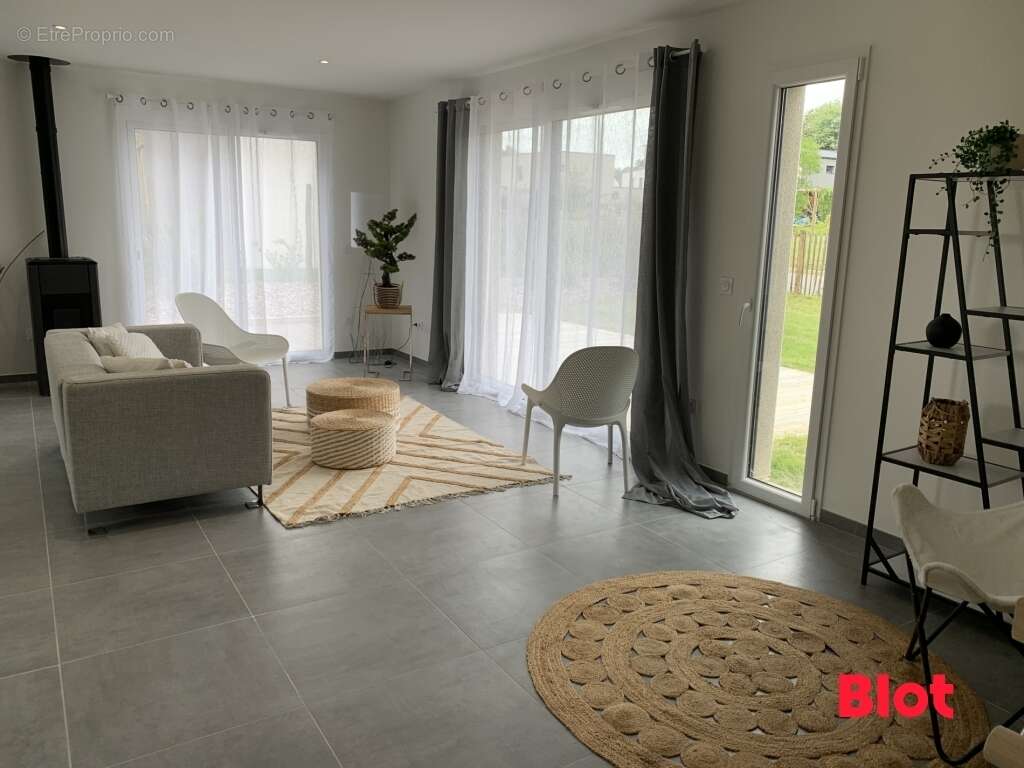 Maison à SAINT-GILLES