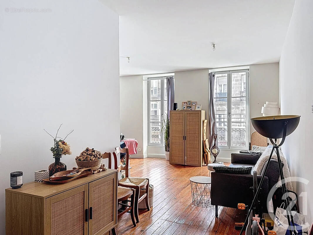 Appartement à BORDEAUX