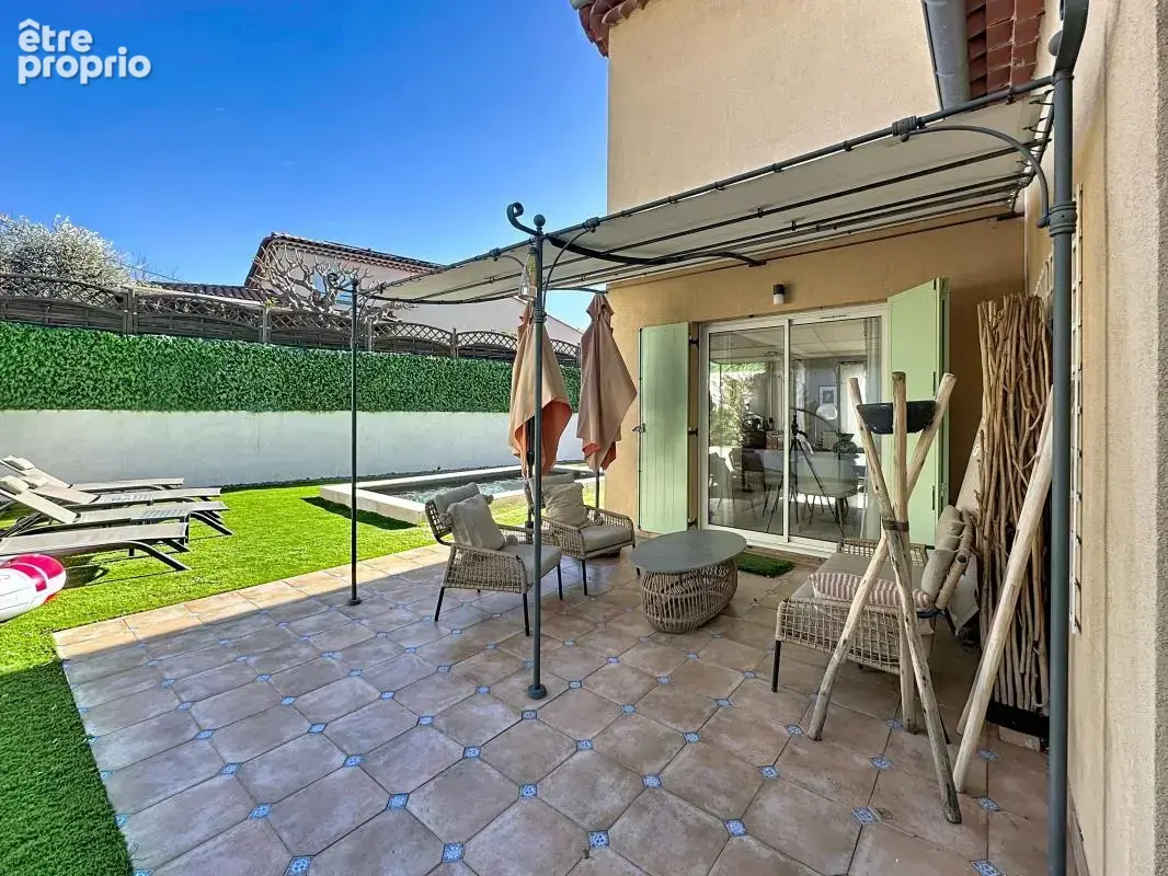 Maison familiale de 150 m² – 4 chambres – Jardin - Piscine - Terrasses - photo 12