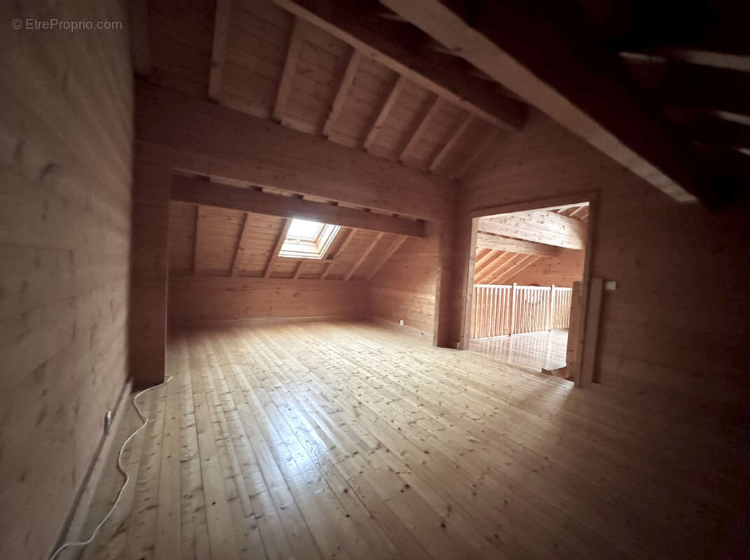 Maison à ALLONZIER-LA-CAILLE