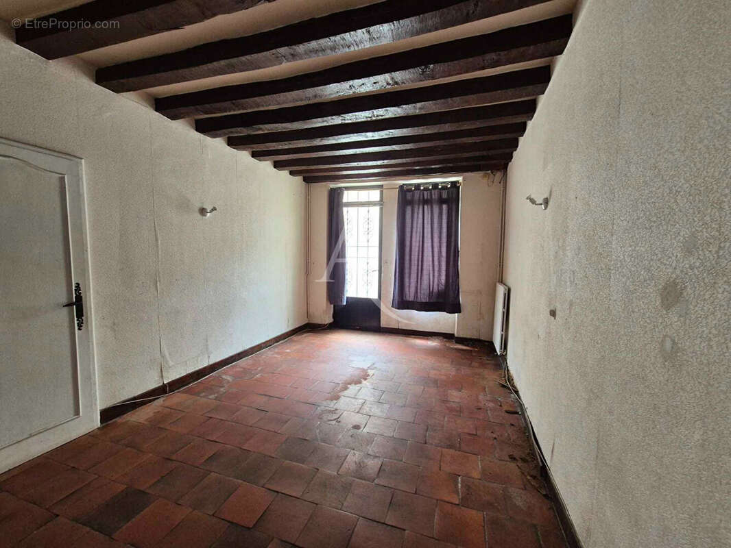 Maison à VILLENEUVE-DE-MARSAN