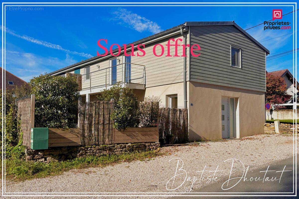 Maison à AUXON-DESSUS