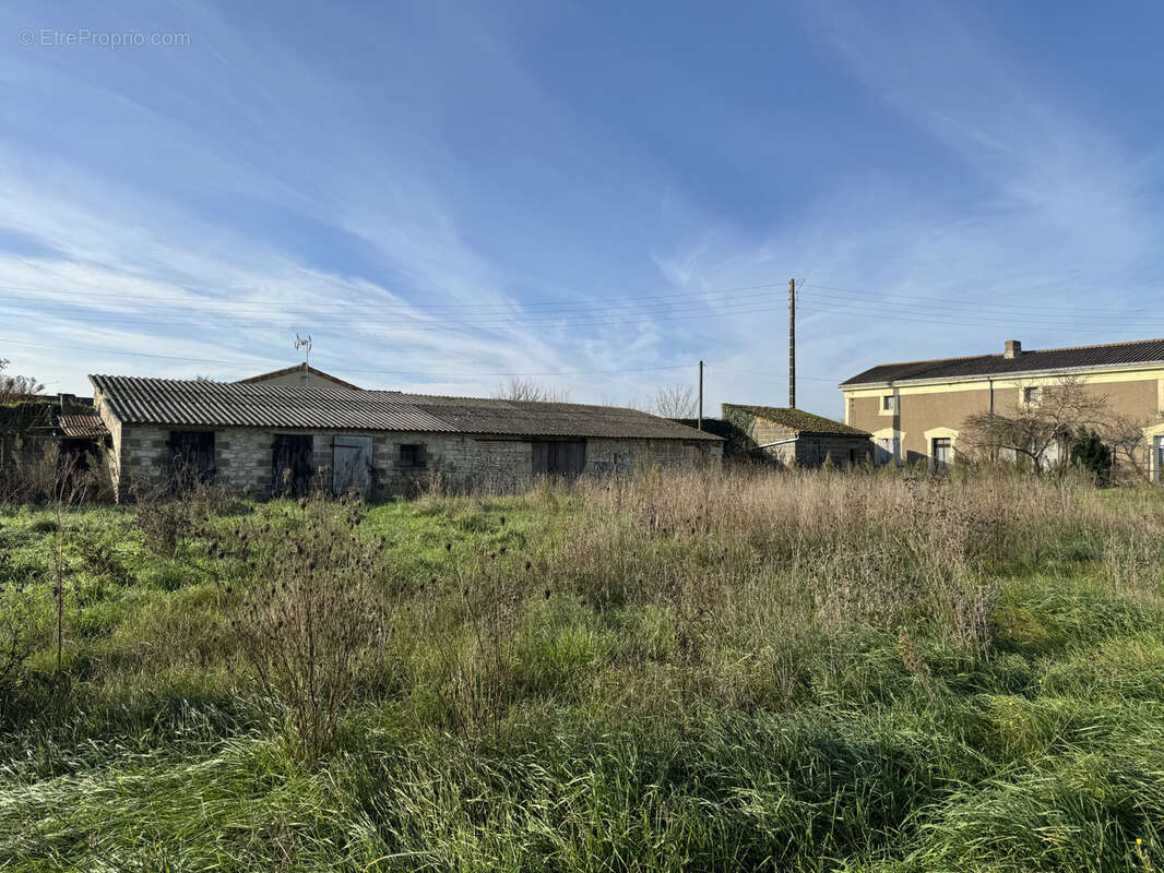 Maison à SAINT-CYR-LA-LANDE