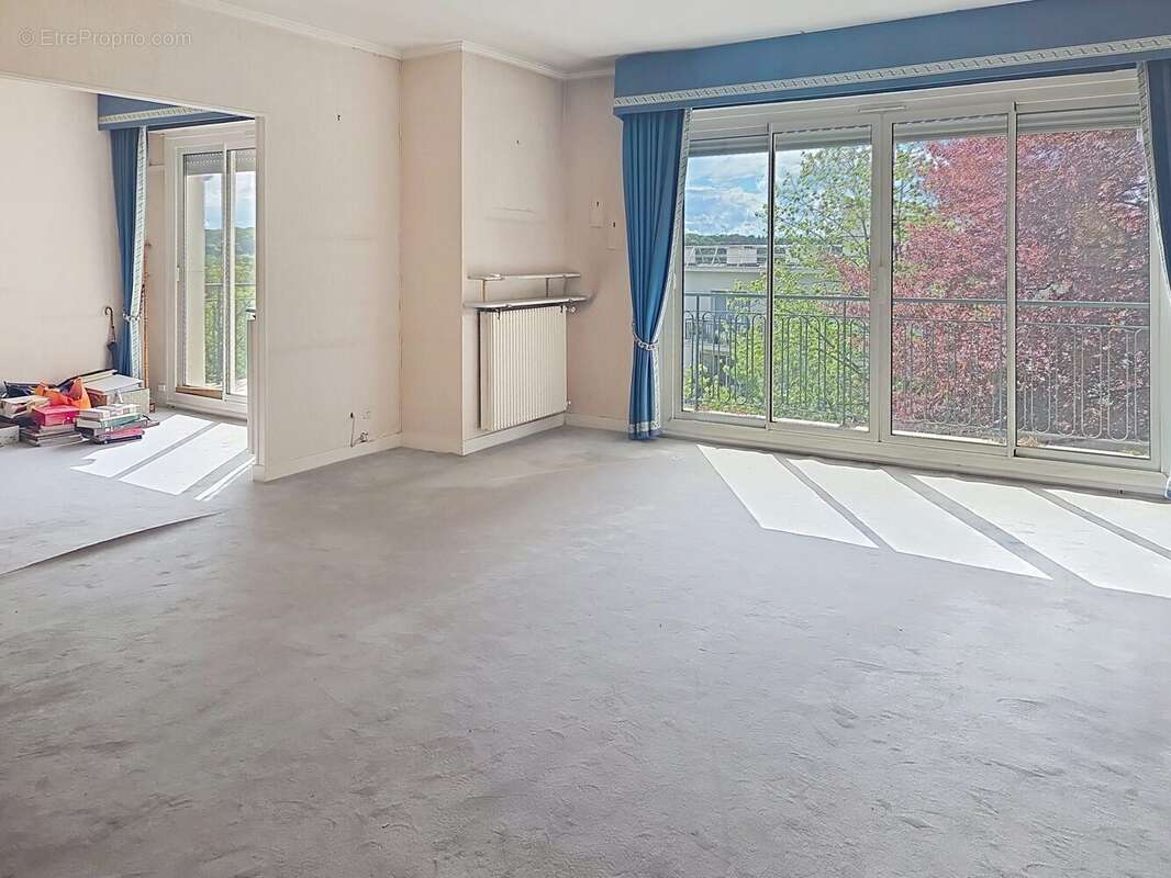 Appartement à GARCHES