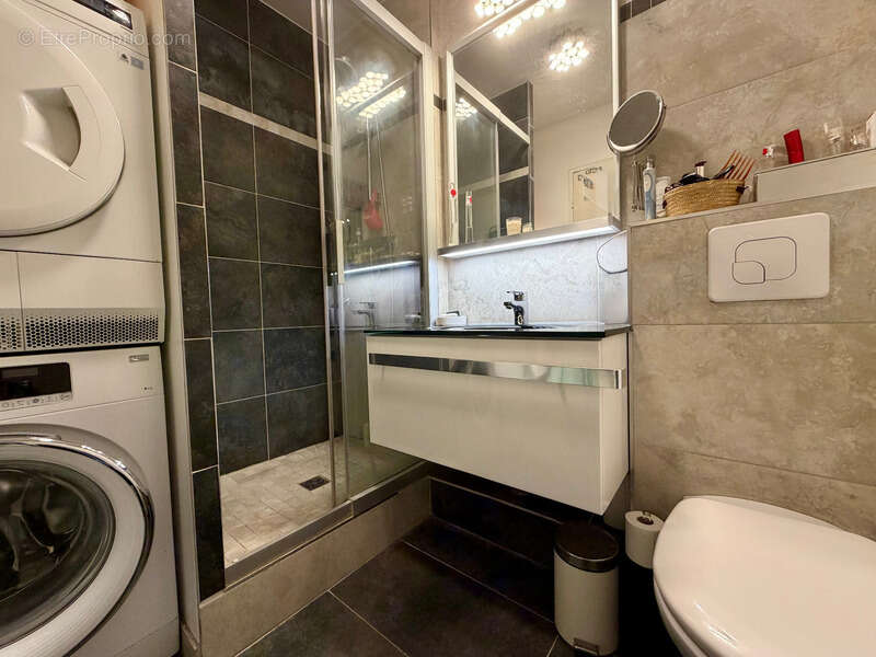 Appartement à vendre 4 pièces COURBEVOIE (92) - photo 7
