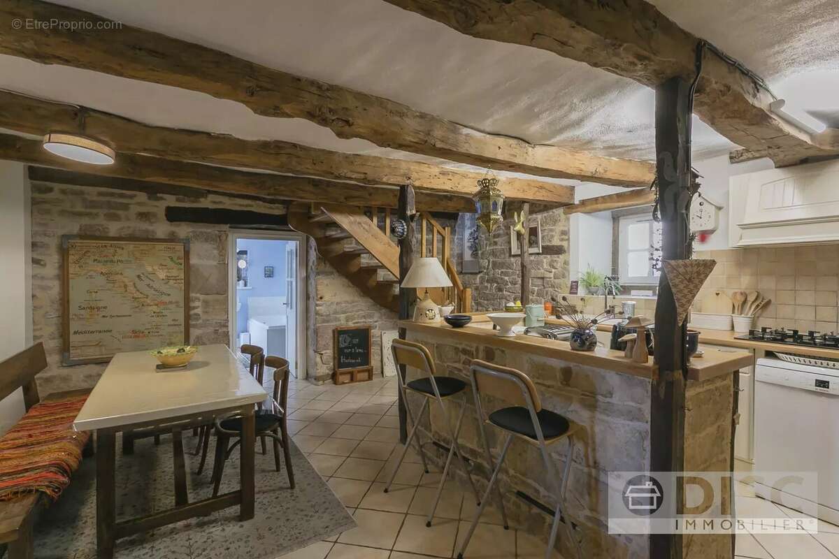 Maison à SAINT-PROJET