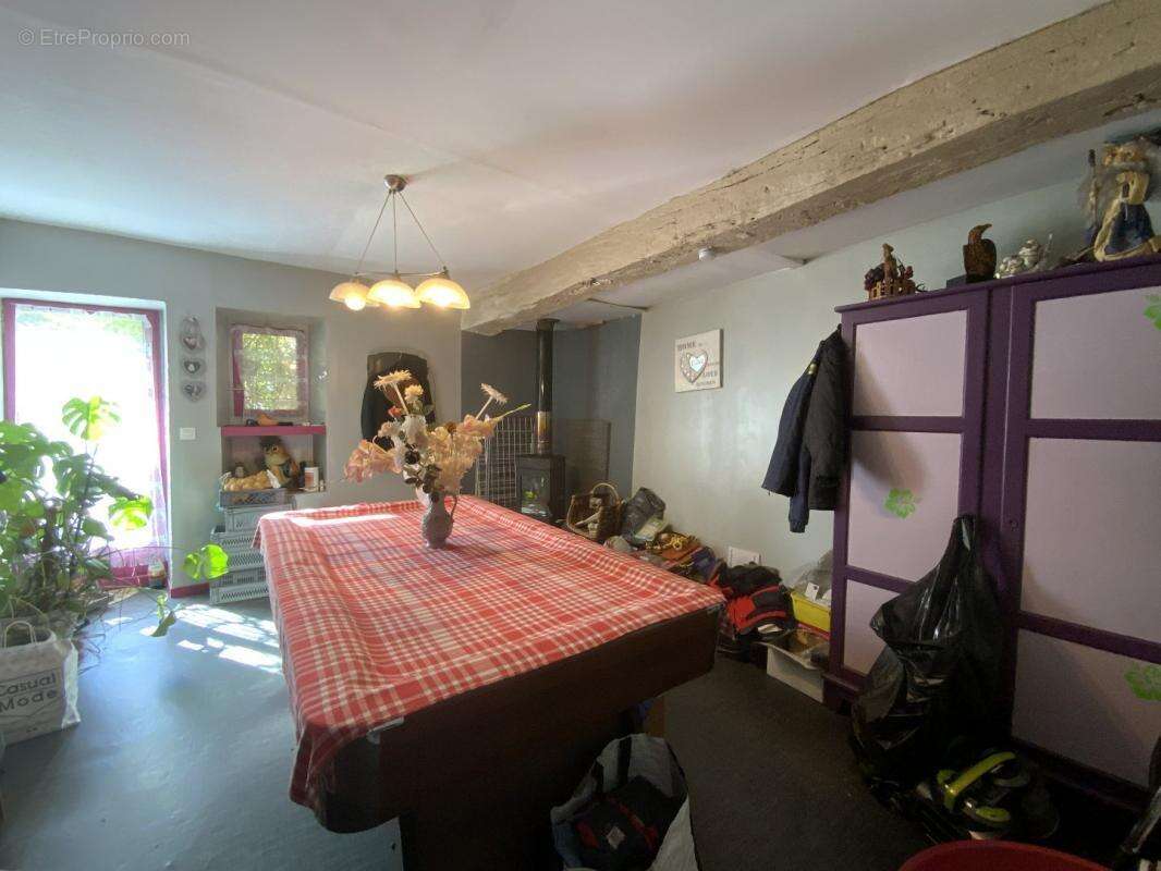 Maison à SAINT-PARDOUX-LES-CARDS