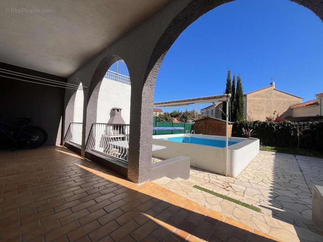   - Maison à TOULOUGES