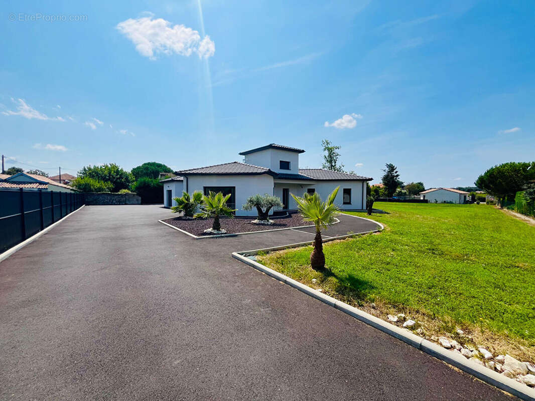 Maison à VILLENEUVE-SUR-LOT