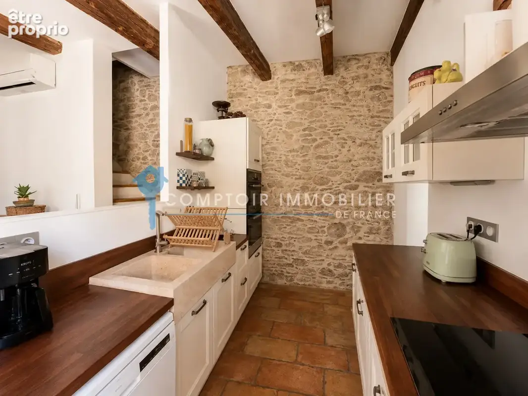 En Exclusivité Maison de village  d'environ 220 m2 hab entièrement rénové en 2021 sur 383 m2 de parcelle - photo 11