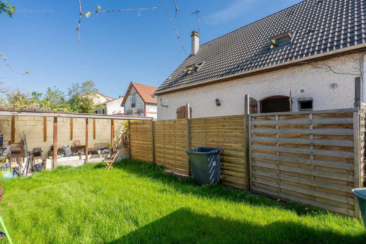 Maison à SAINT-DENIS