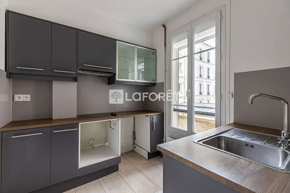 Appartement à PARIS-17E