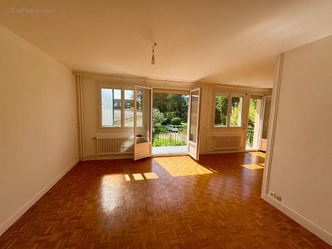 Appartement à BOURG-EN-BRESSE