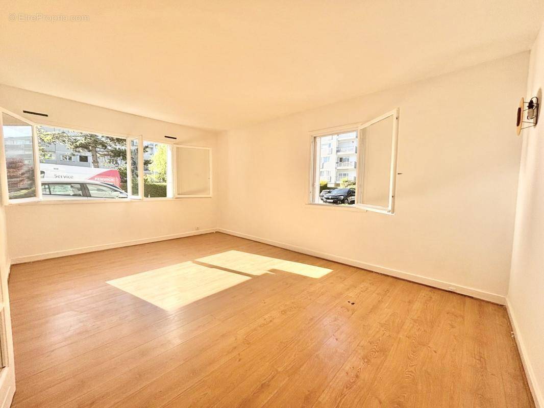Appartement à PLAISIR