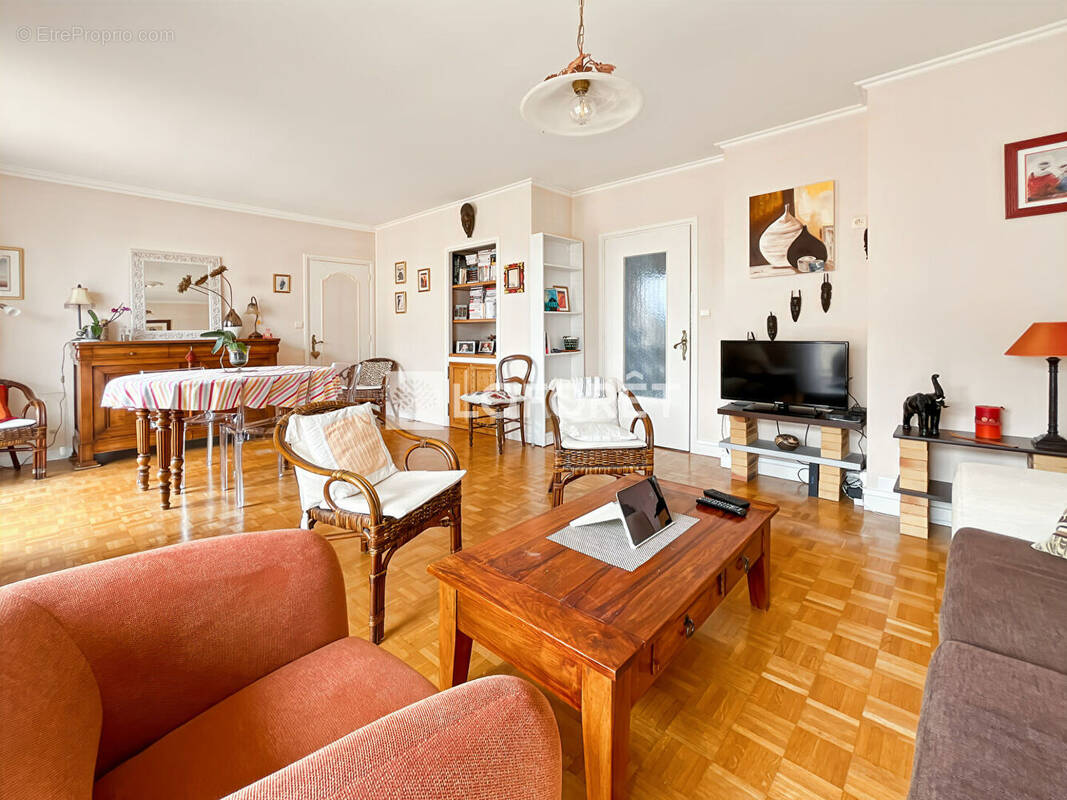 Appartement à GUILHERAND-GRANGES